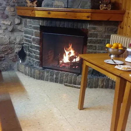 Alt Pirineu Гостевой дом Soriguera